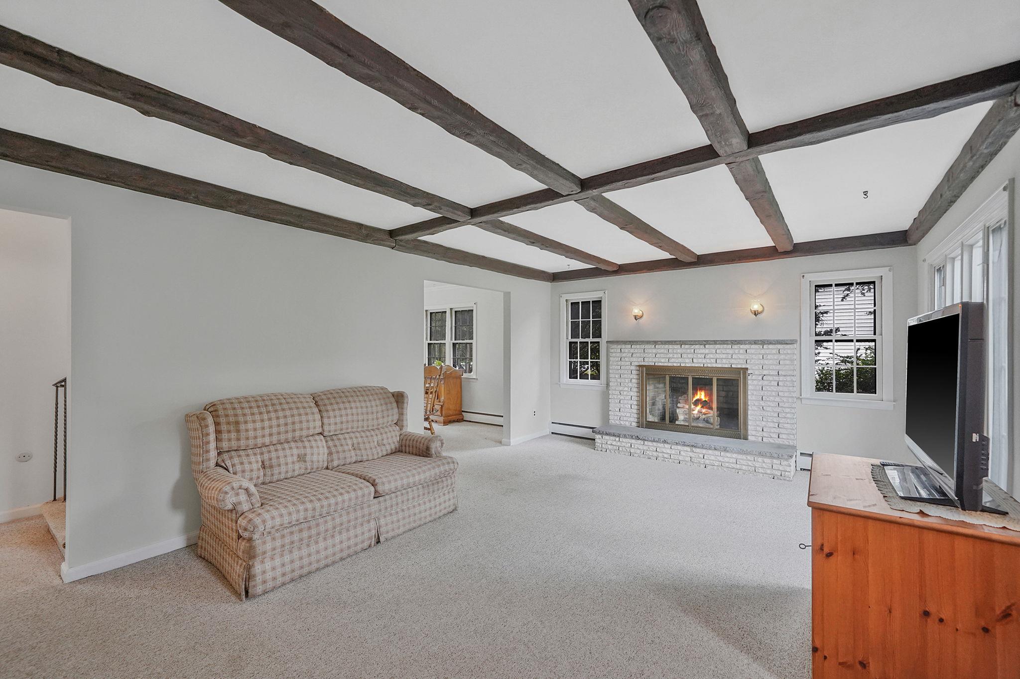 280 Kensington Avenue, Bayport, New York image 5