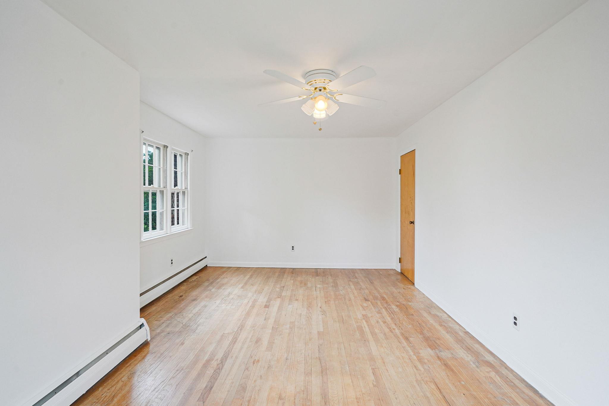 280 Kensington Avenue, Bayport, New York image 20