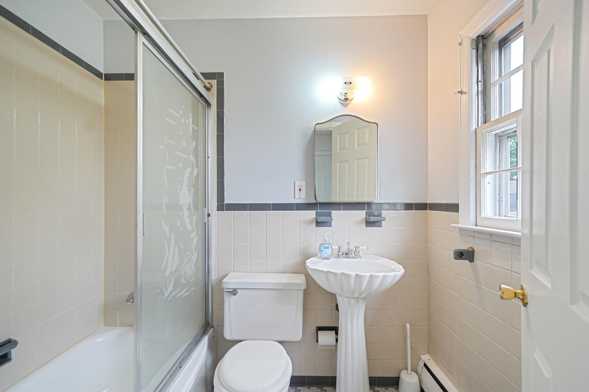 280 Kensington Avenue, Bayport, New York image 27