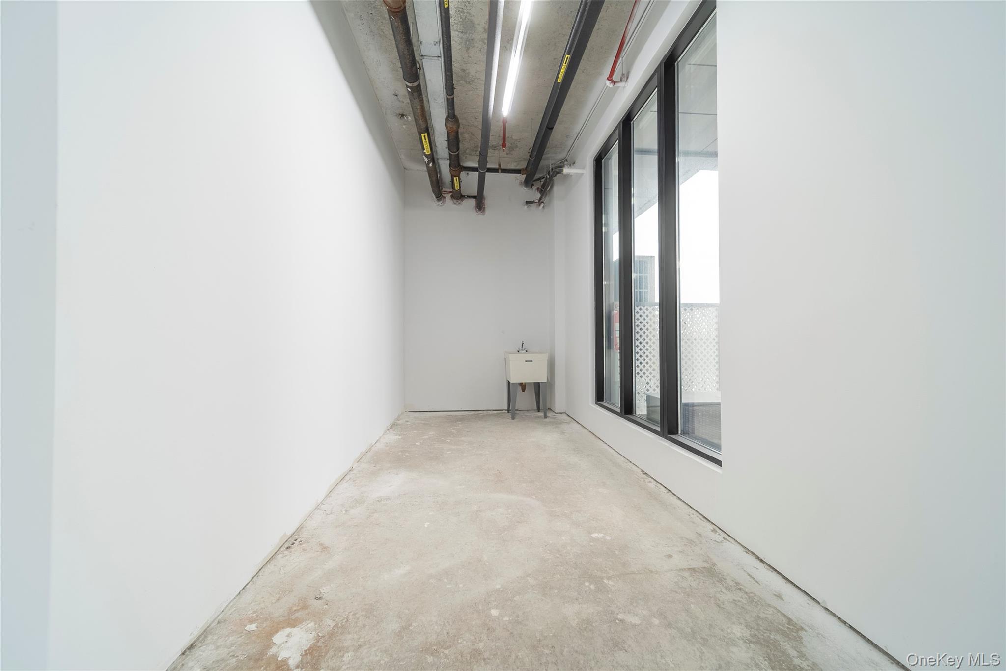 124-28 Queens Boulevard 5A