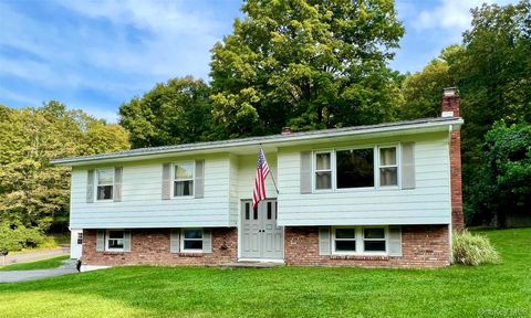 2 Garden Place Beacon NY 12508