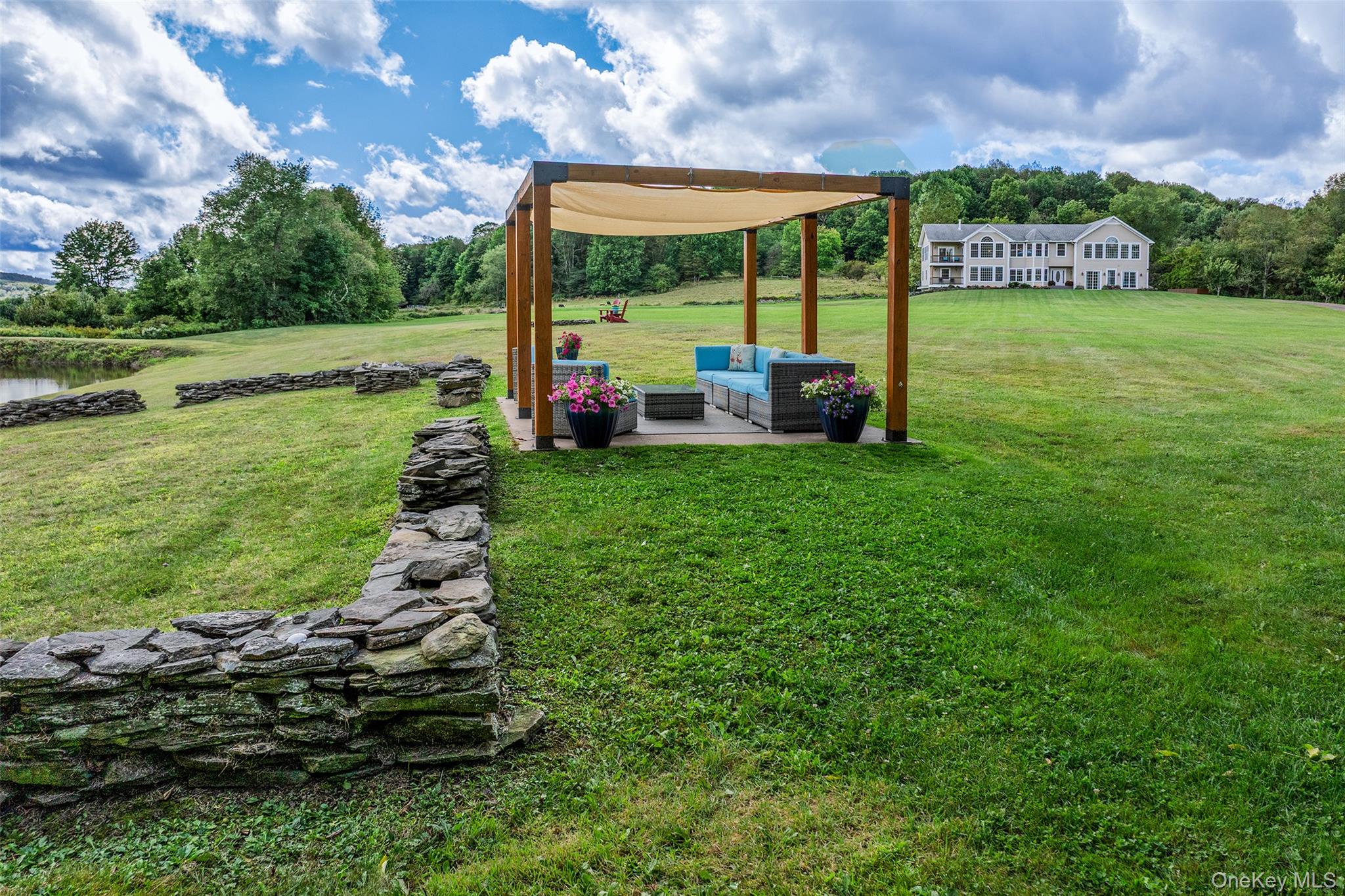 2651 Macgibbon Hollow Road