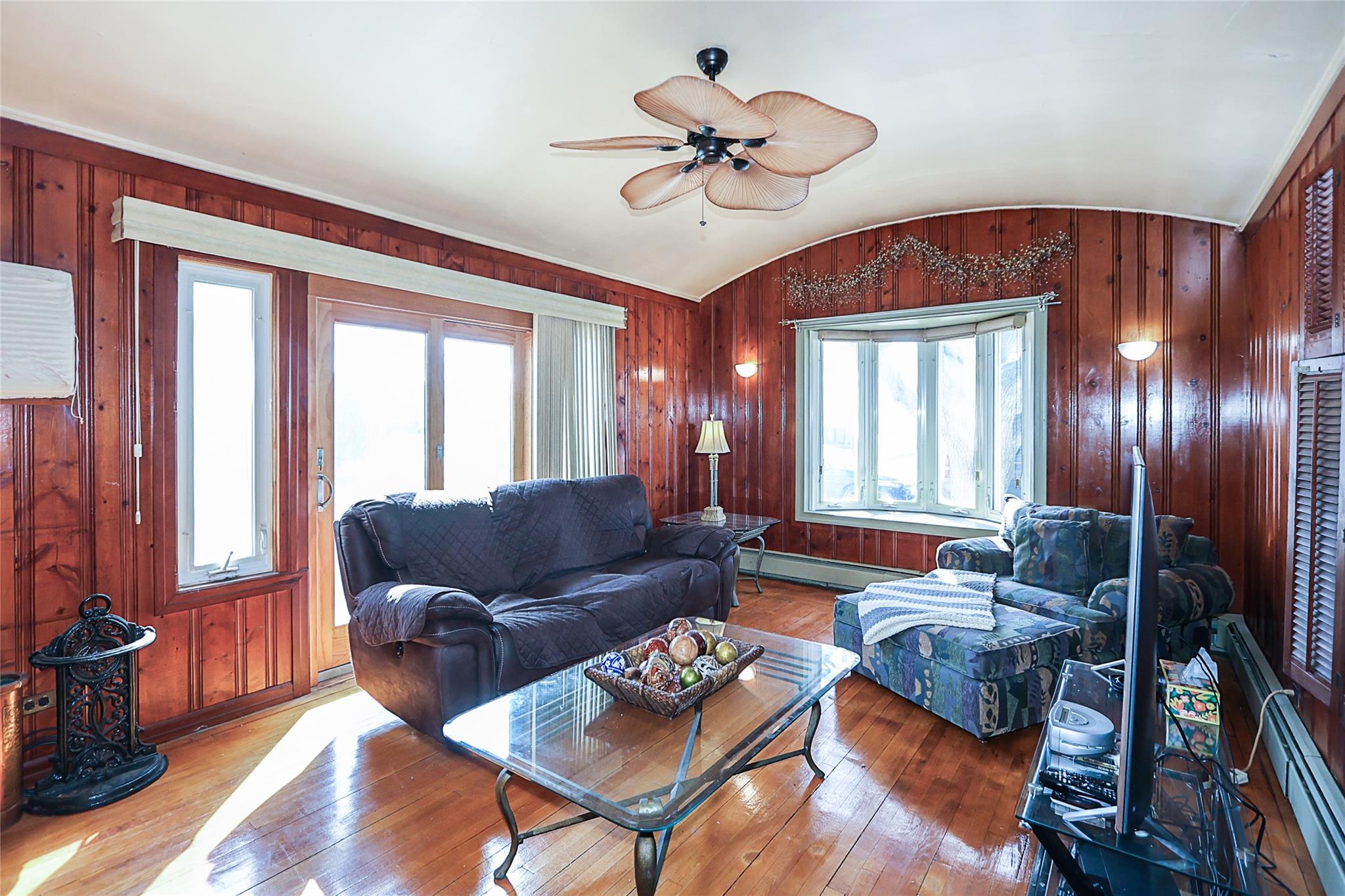377 Manhattan Avenue, Massapequa Park, New York image 7