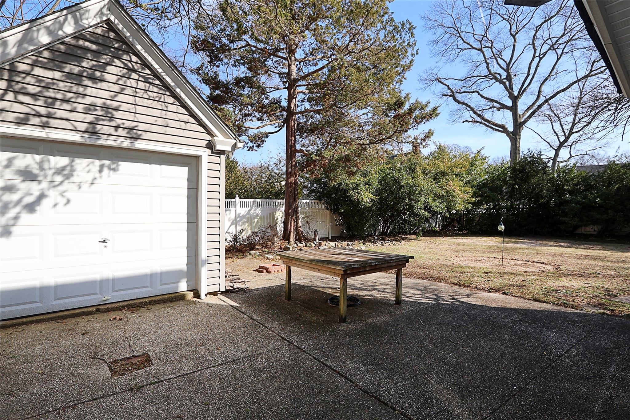 377 Manhattan Avenue, Massapequa Park, New York image 21