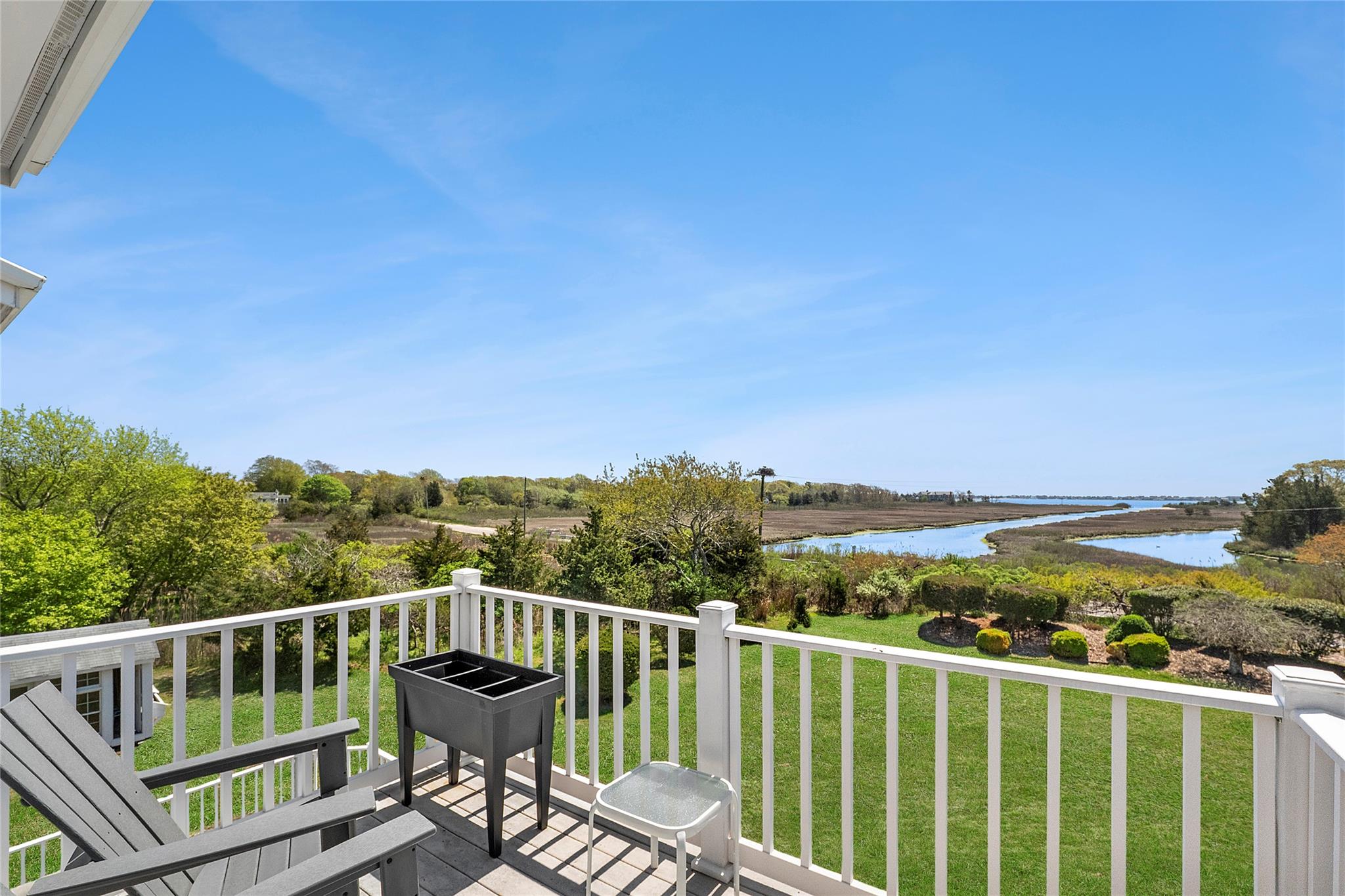 14 South Country Road, Westhampton, New York image 3