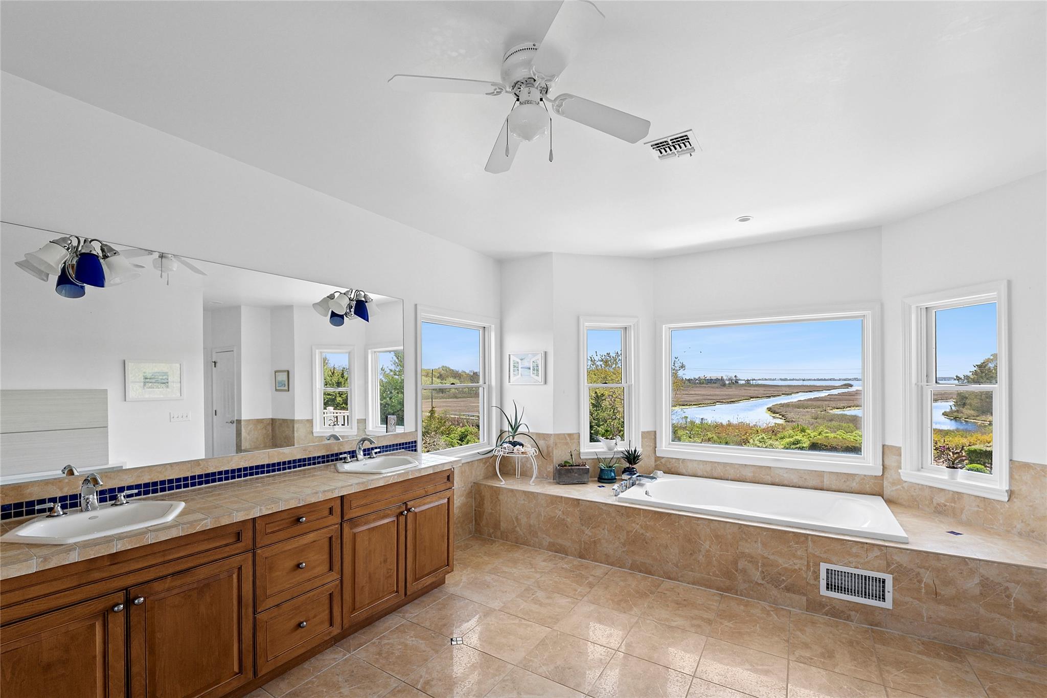 14 South Country Road, Westhampton, New York image 12