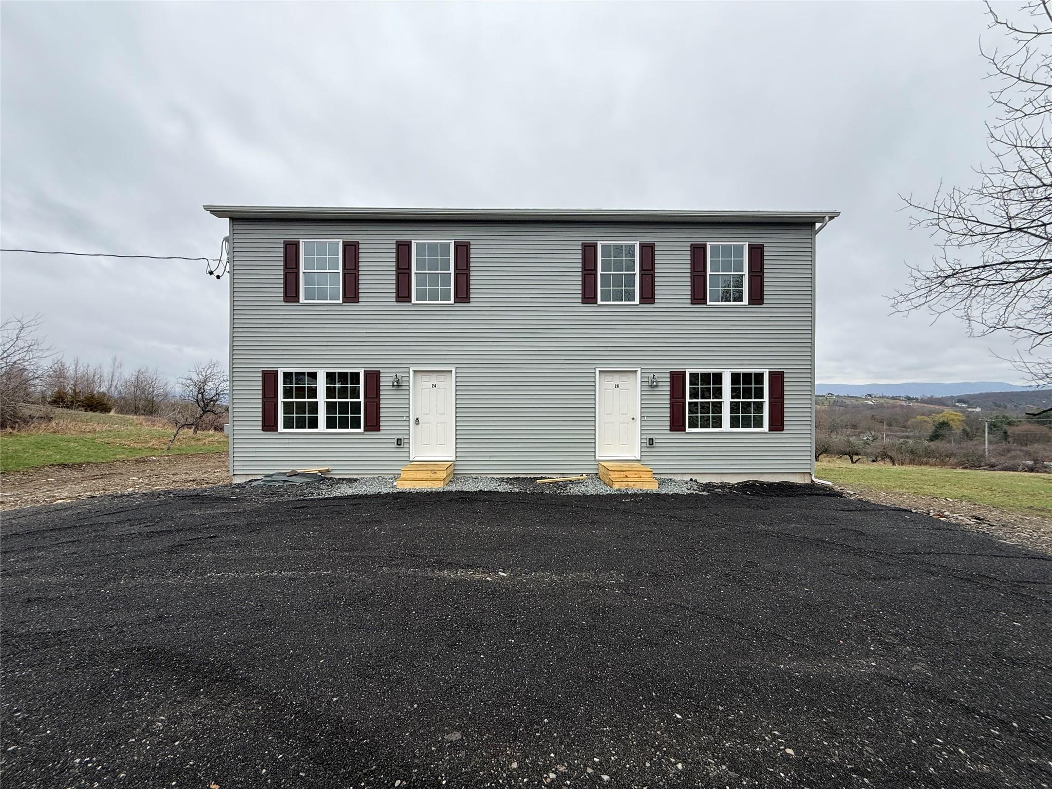 Burma Road, Marlboro, New York - 2 Bedrooms  
2 Bathrooms  
5 Rooms - 