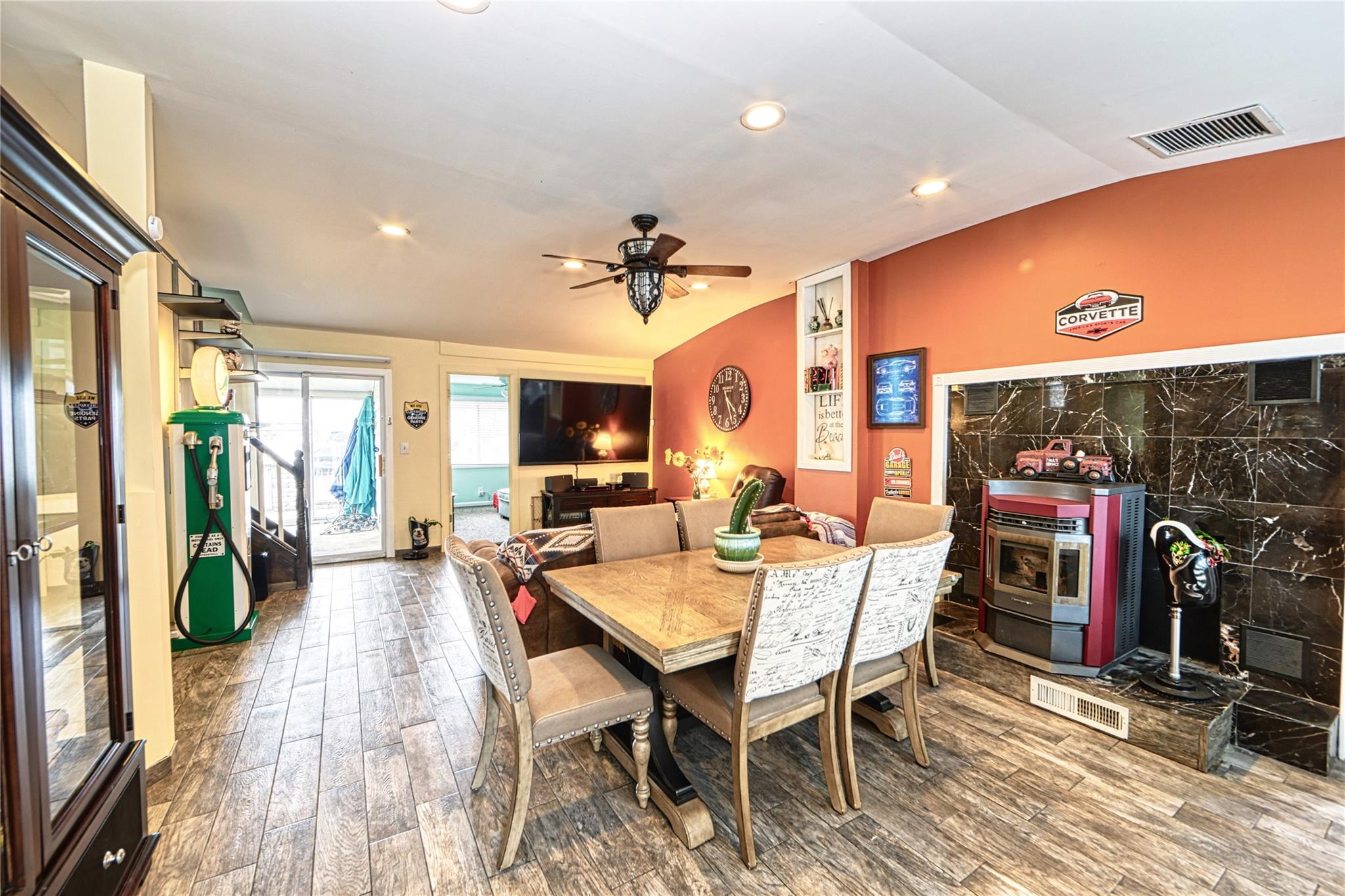 25 Fairlawn Court, Shirley, New York image 5