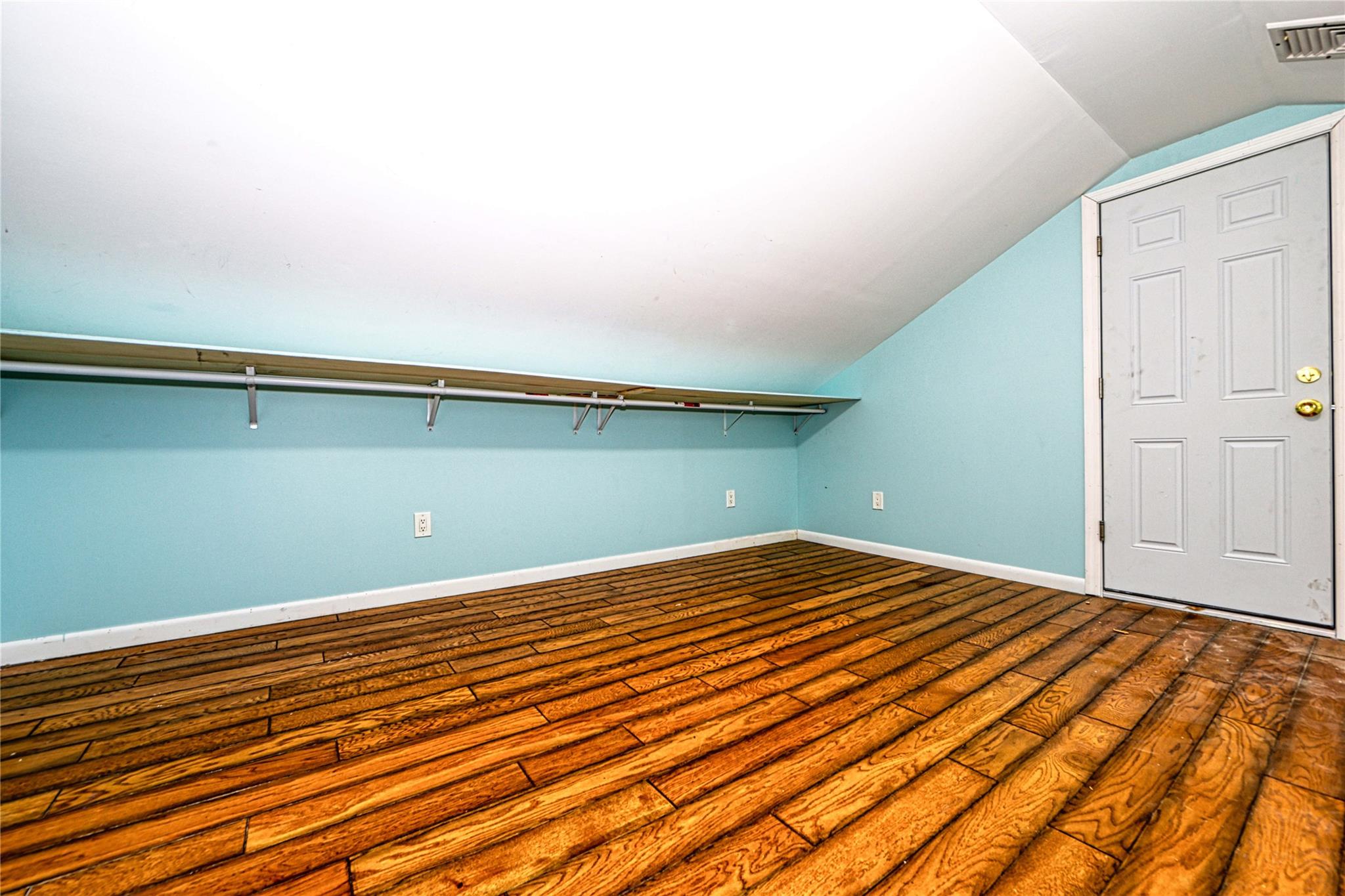 25 Fairlawn Court, Shirley, New York image 14