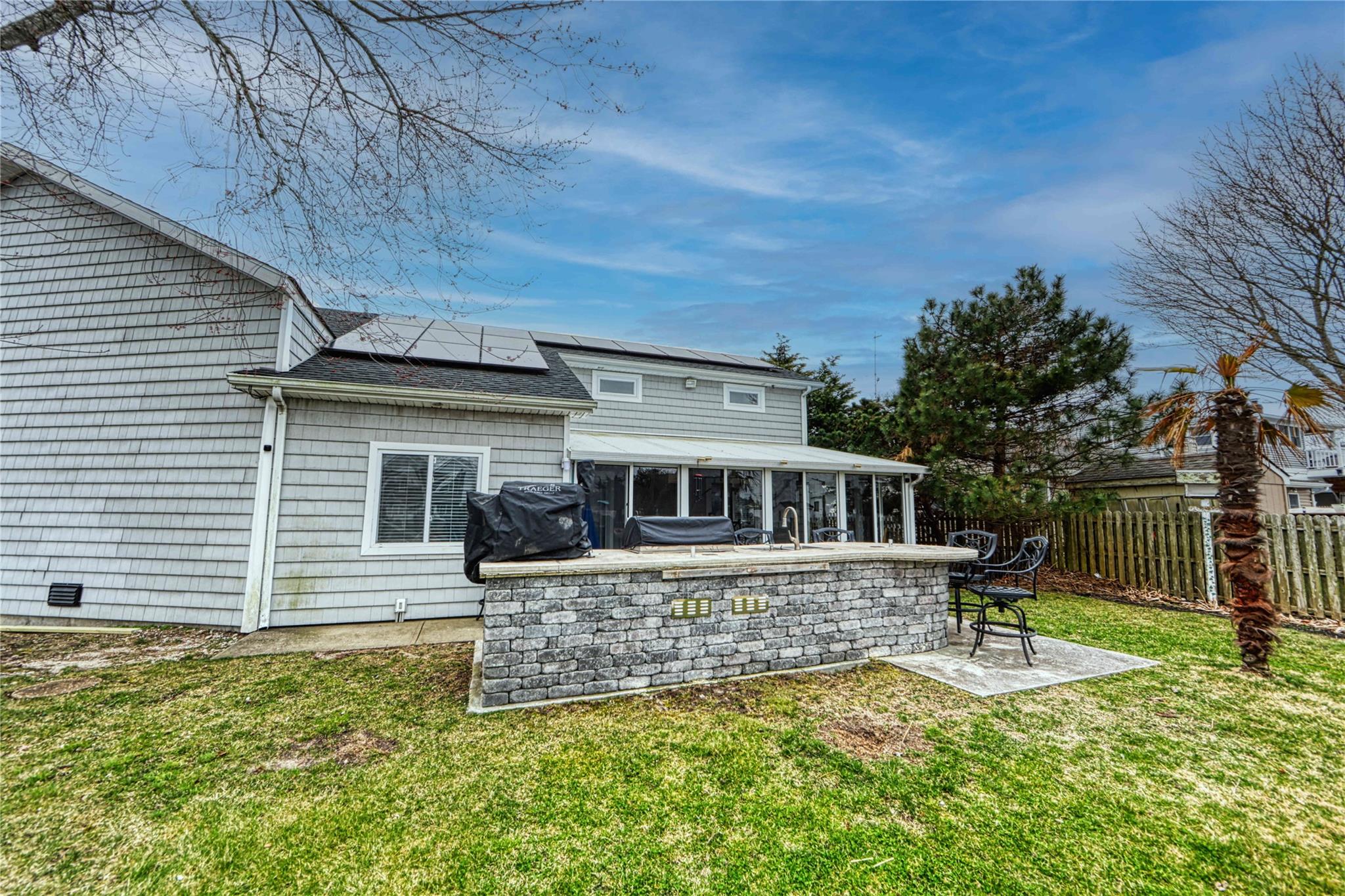 25 Fairlawn Court, Shirley, New York image 18
