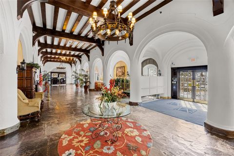 Condo For Sale - 236 Edgemere Street #314<br/> Montauk, NY 11954