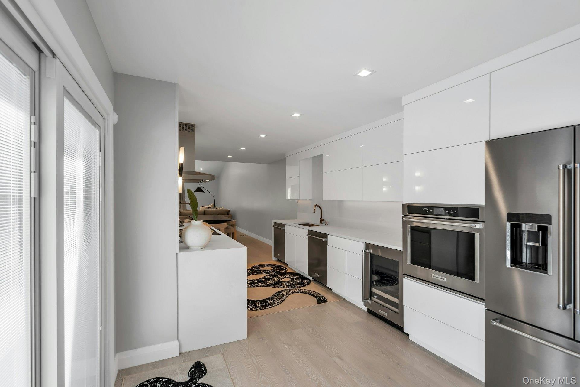 211 Hornbill Drive