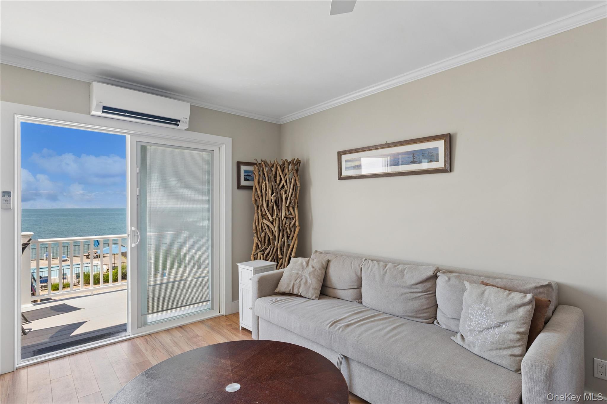 6 Soundview Drive G