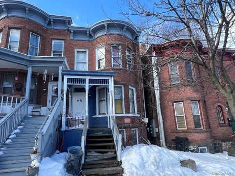 Photo of 13 Liberty WH Street, Newburgh, NY 12550 (MLS # 968154)