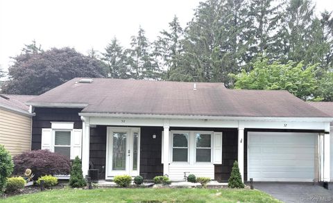Condo For Sale - 32 Hearthside Drive<br/> Mount Sinai, NY 11766