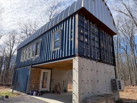 40 Pioneer Road Gardiner NY 12525