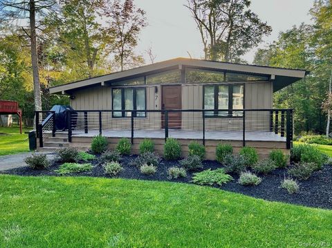 7 Donenfeld Drive Bethel NY 12720