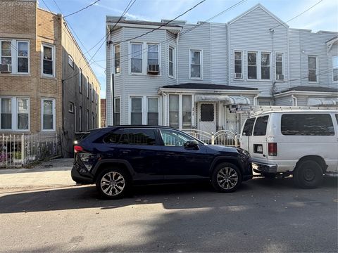 Homes For Sale - 7812 95th Avenue<br/> Ozone Park, NY 11416