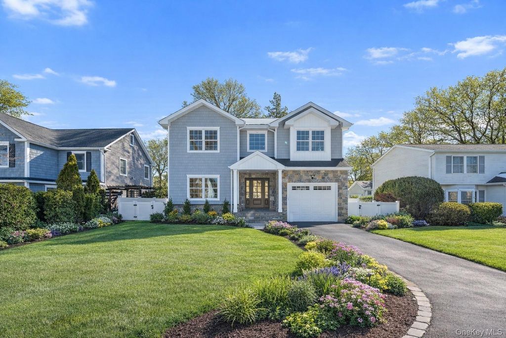 Photo of 294 Curtis Avenue, Carle Place, NY 11514 (MLS # 963295)