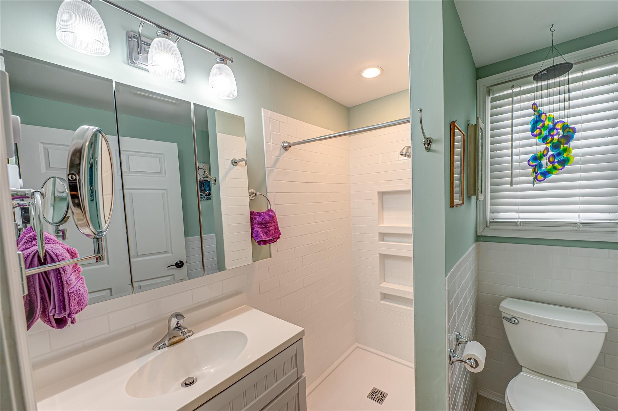 21 Limetree Drive, Manorville, New York image 12