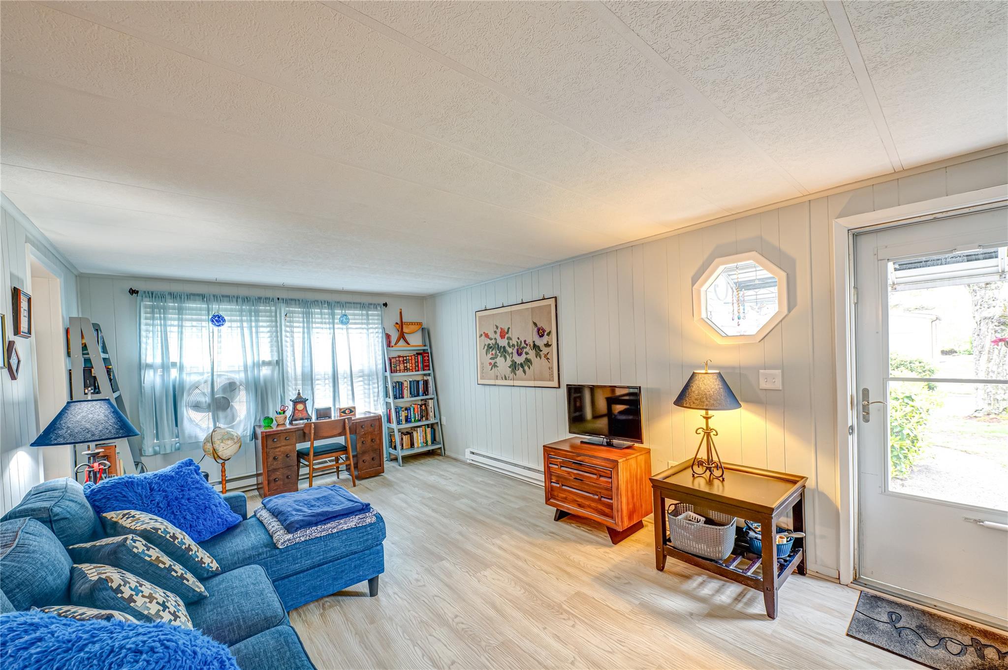 21 Limetree Drive, Manorville, New York image 4