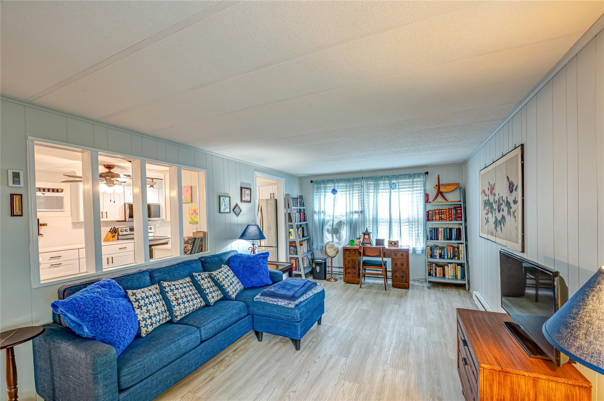 21 Limetree Drive, Manorville, New York image 3