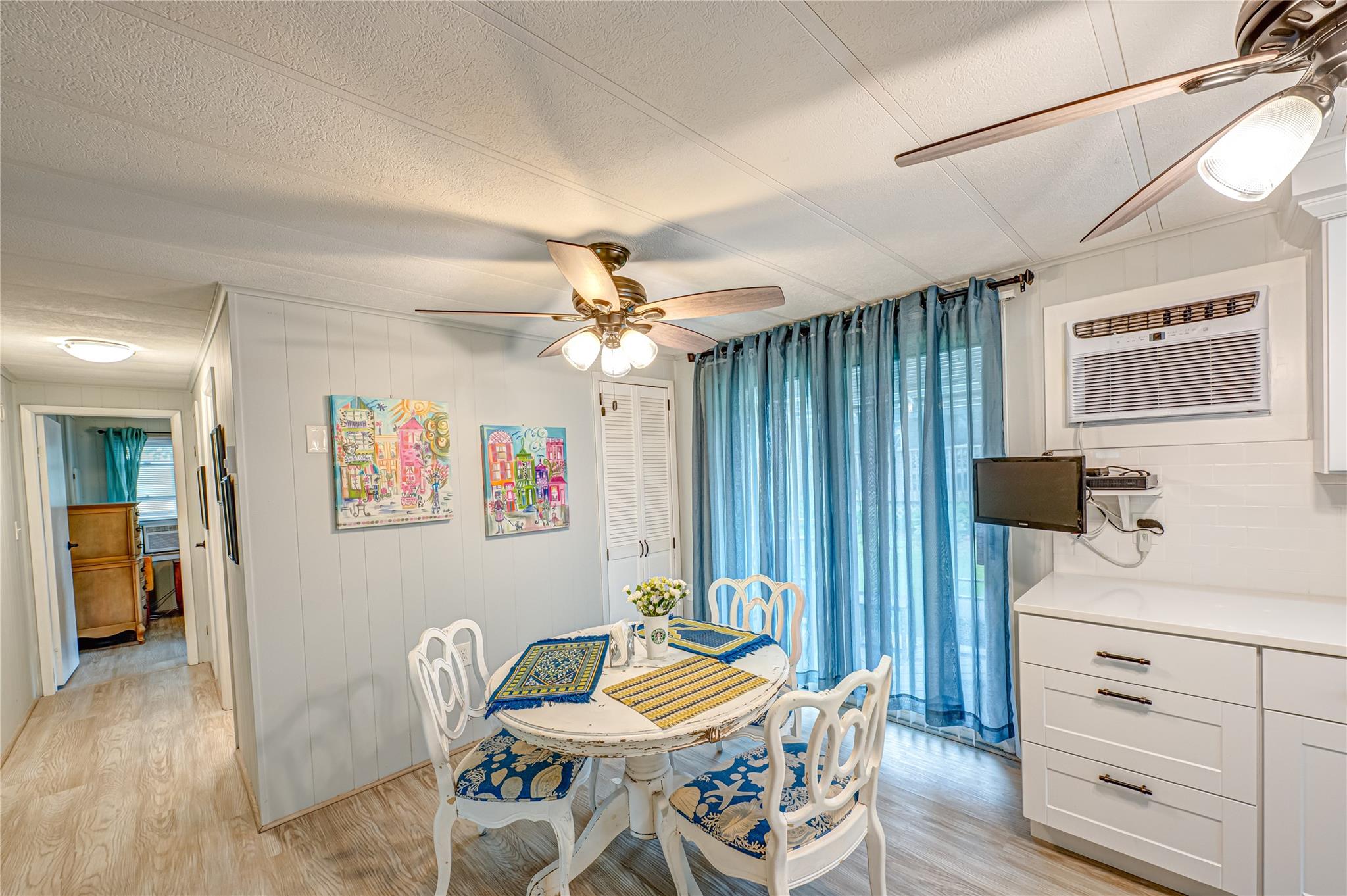 21 Limetree Drive, Manorville, New York image 6