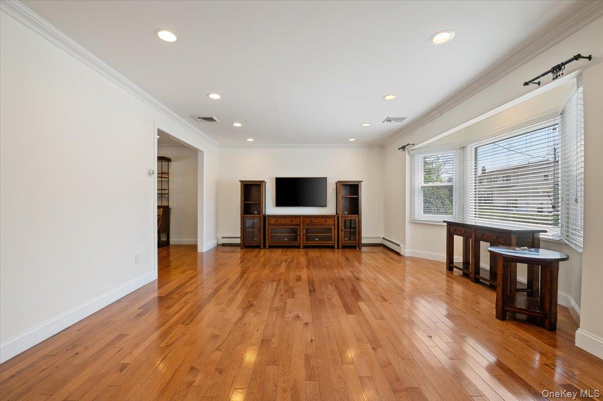 711 Koelbel Court