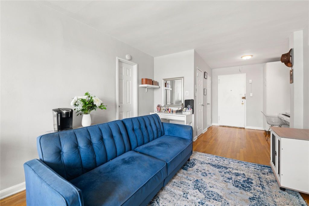 Photo of 4601 39th Avenue #509, Sunnyside, NY 11104 (MLS # 974806)