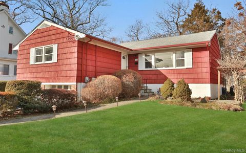 11 Muir Place New Rochelle NY 10801