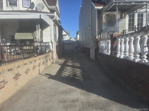 Multifamily For Sale - 97-19 120th Street<br/> Richmond Hill, NY 11419