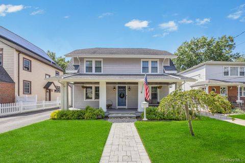 Homes For Sale - 14 Lenox Avenue<br/> Lynbrook, NY 11563