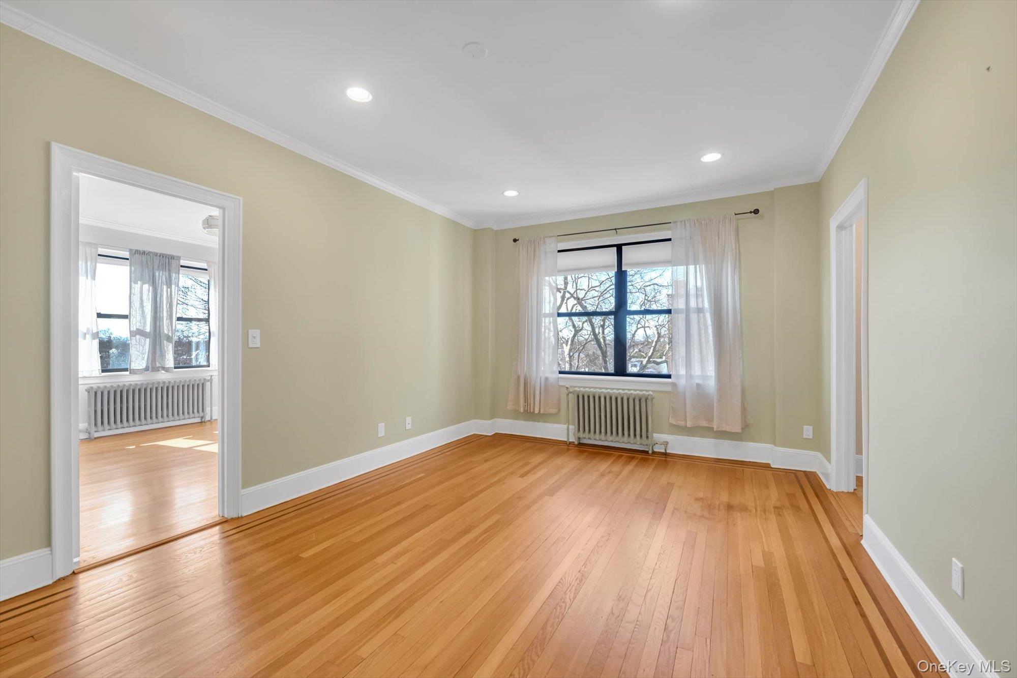 141 Woodmere Boulevard 5H