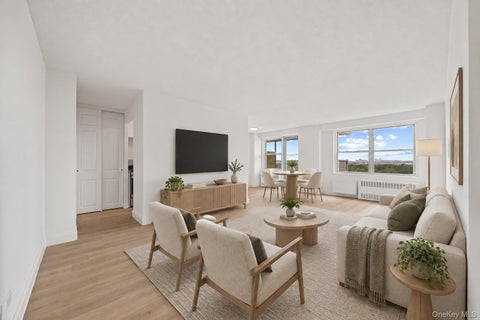Homes For Sale - 2550 Olinville Avenue #14E<br/> Bronx, NY 10467