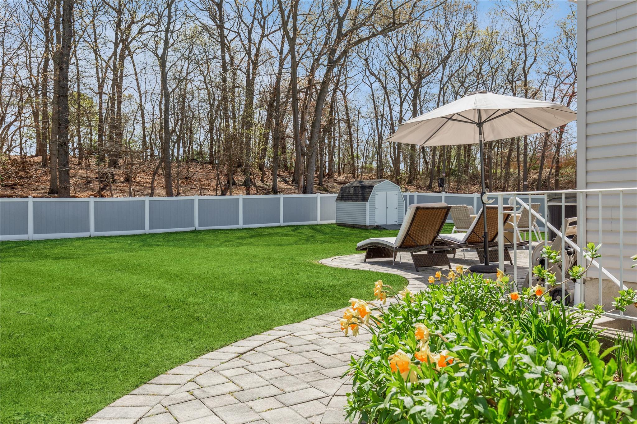 12 Midvale Avenue, Port Jefferson, New York image 27