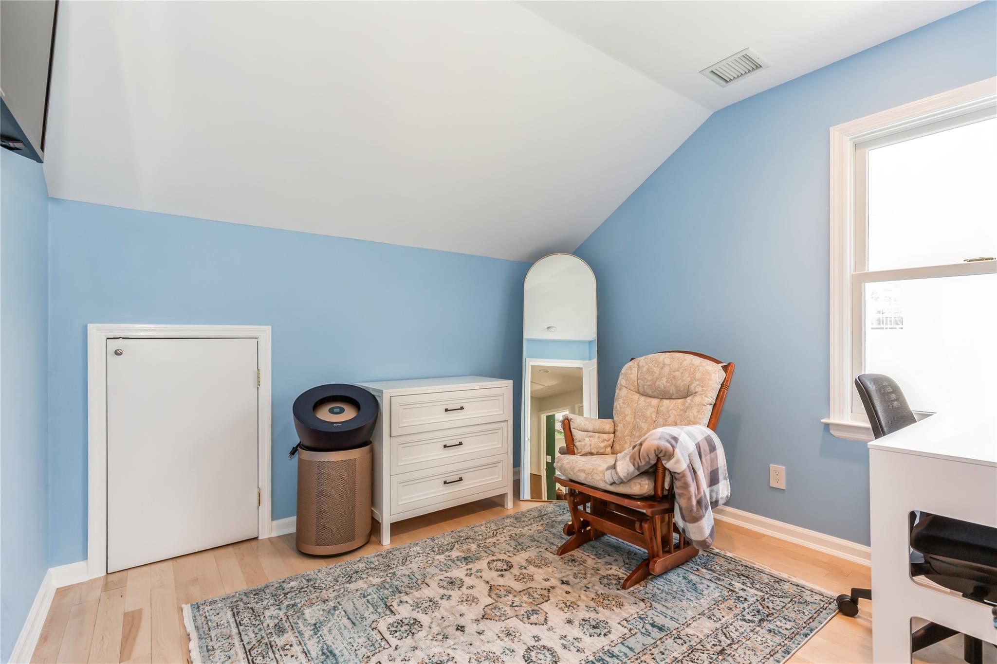 12 Midvale Avenue, Port Jefferson, New York image 14