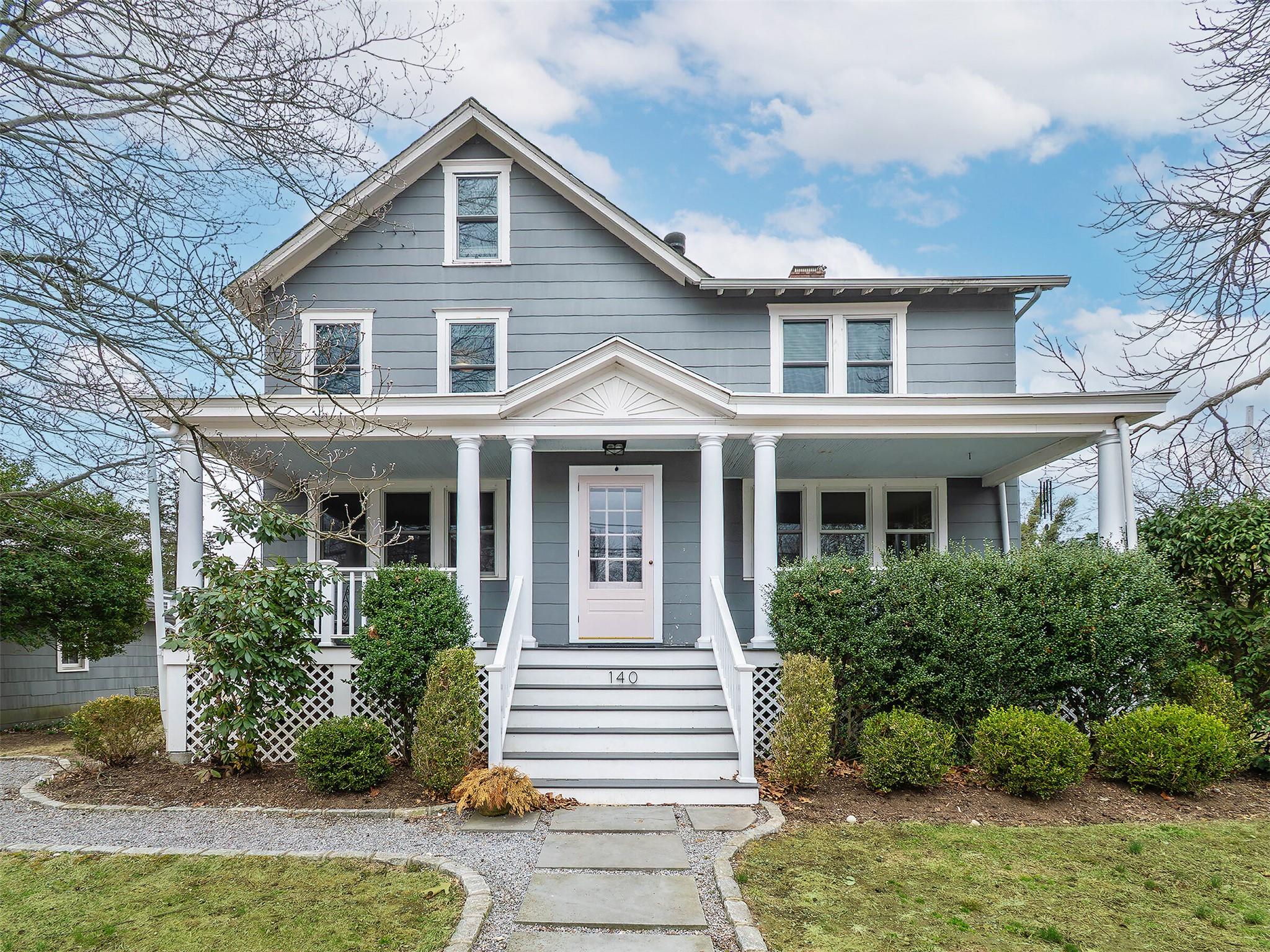 140 Carpenter Avenue, Sea Cliff, New York image 1