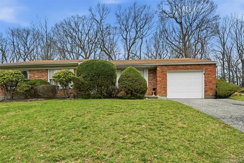 Homes For Sale - 705 Brewster Drive<br/> Port Jefferson, NY 11777