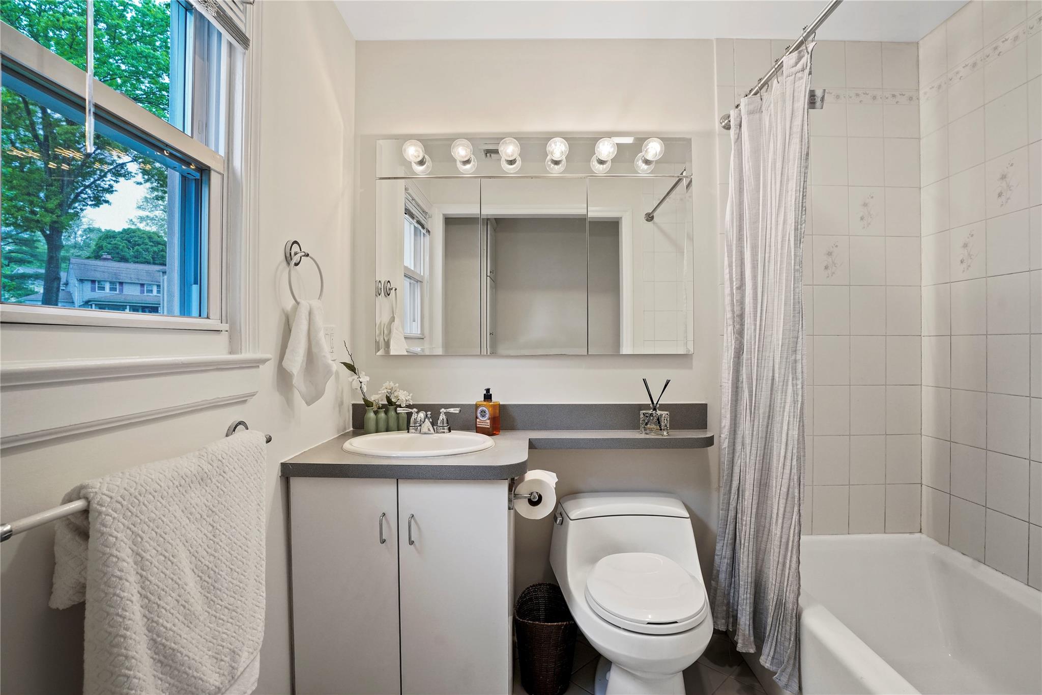 23 Hilldale Road, Dobbs Ferry, New York image 26