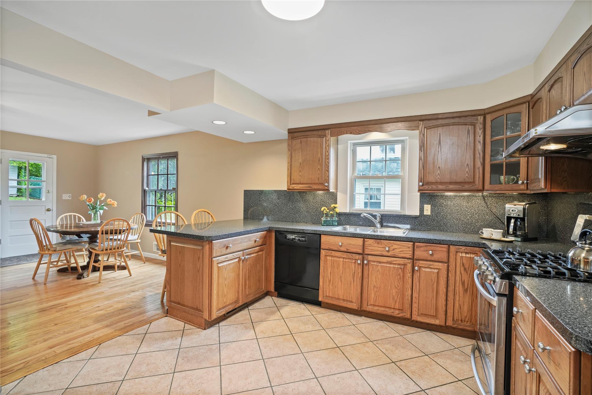 23 Hilldale Road, Dobbs Ferry, New York image 10