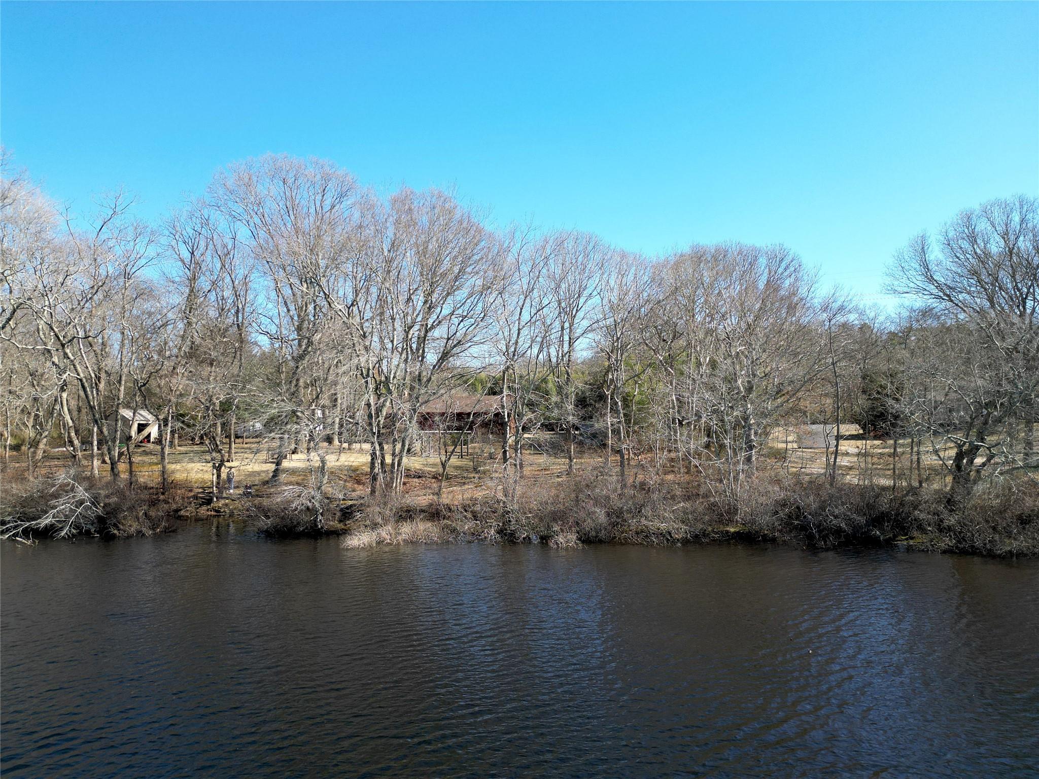 36 Mill Road, Calverton, New York image 28