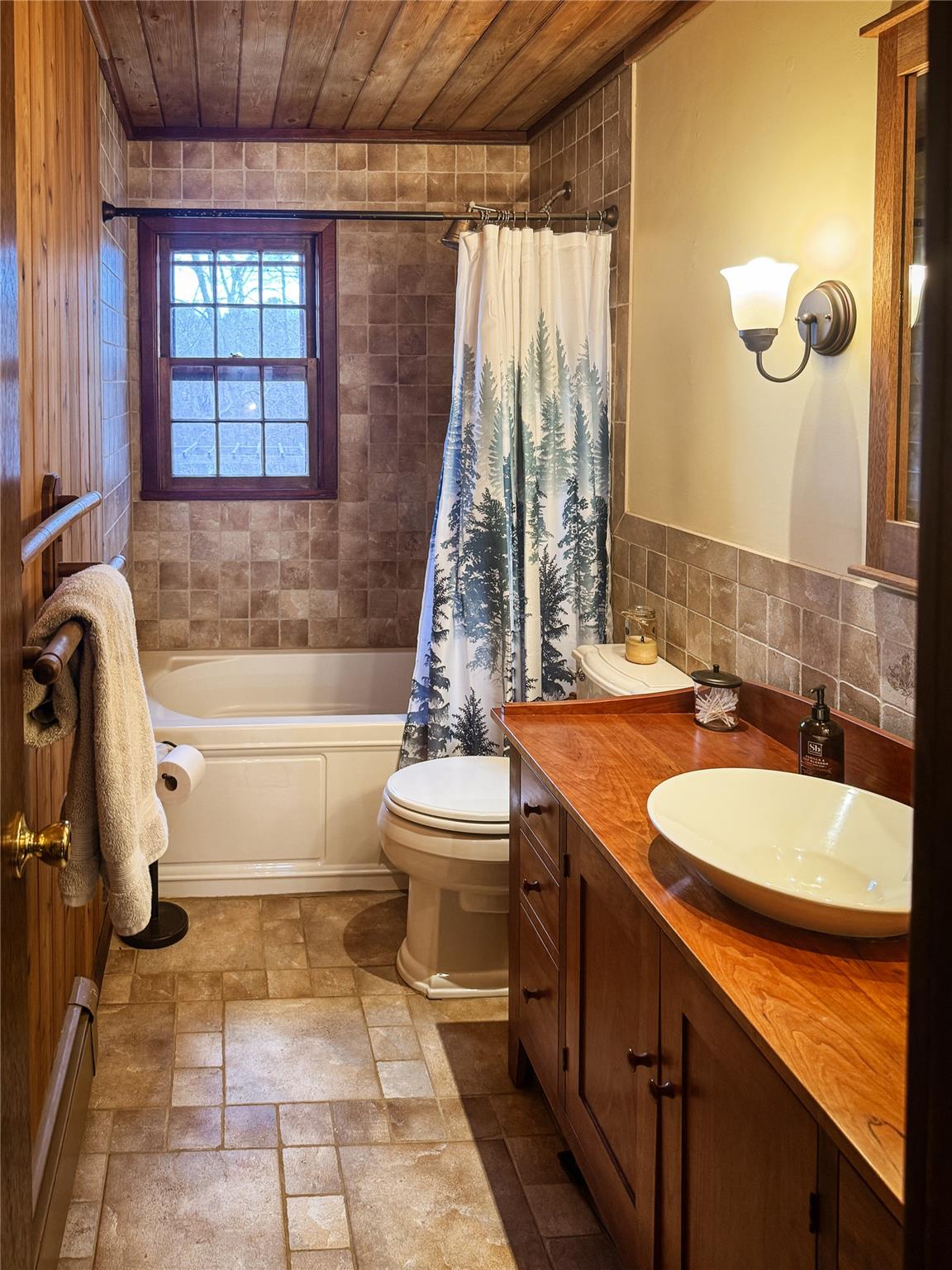 36 Mill Road, Calverton, New York image 17