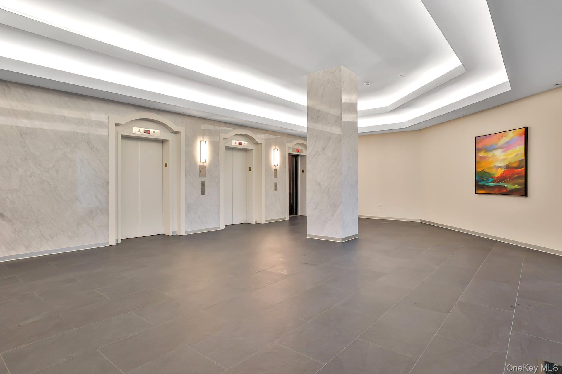 4 Martine Avenue 1010