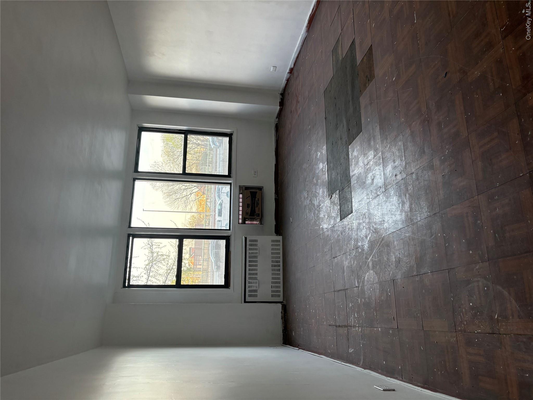 3121 Middletown Road 1G