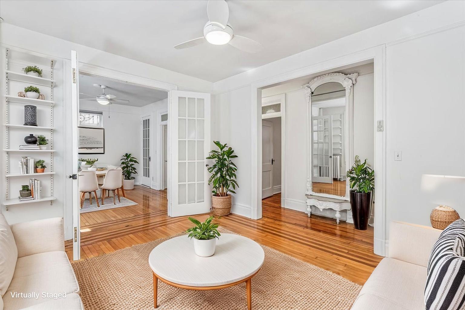 82nd Street 4, Jackson Heights, Queens, NY - 1 Bedrooms  
1 Bathrooms  
4 Rooms - 