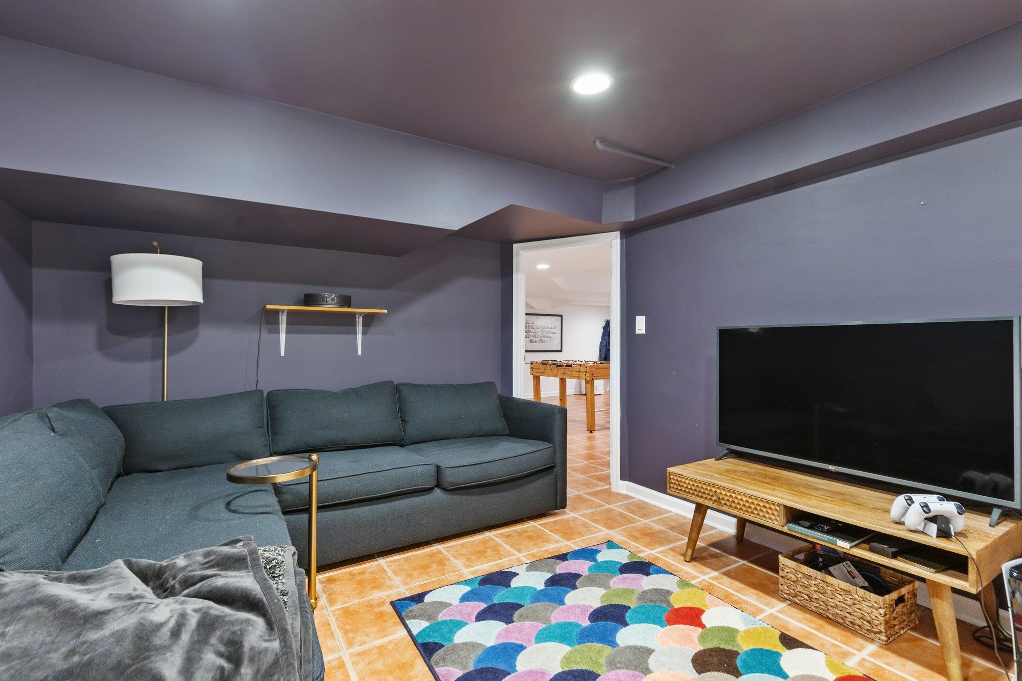 Mamaroneck, New York 10543, United States, 5 Bedrooms Bedrooms, ,4 BathroomsBathrooms,Residential,Pending,170669