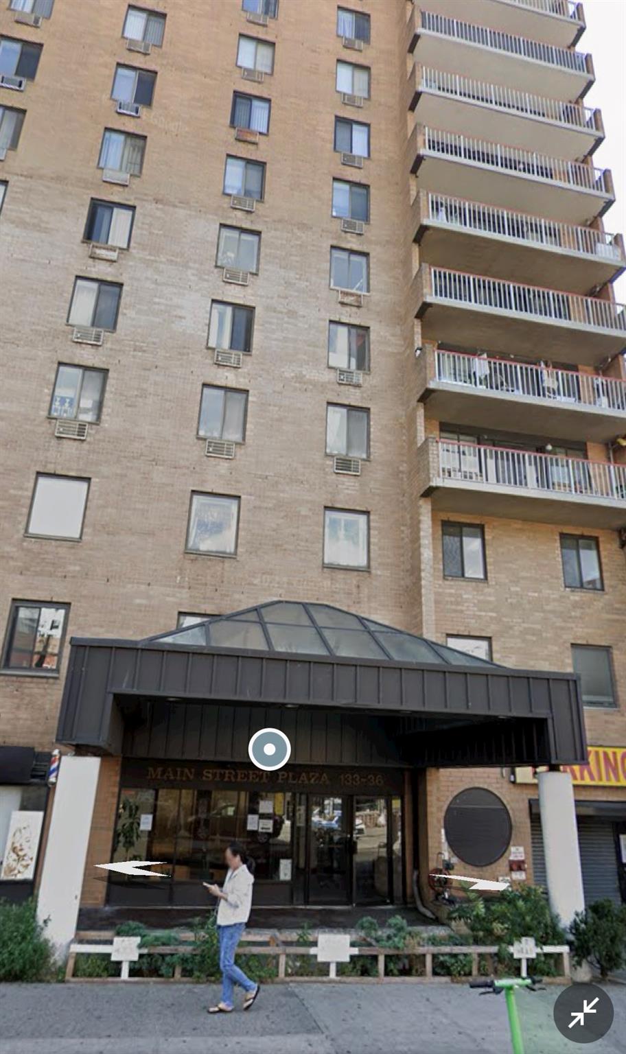 41 Road 10E, Flushing, Queens, NY - 2 Bedrooms  
2 Bathrooms  
5 Rooms - 