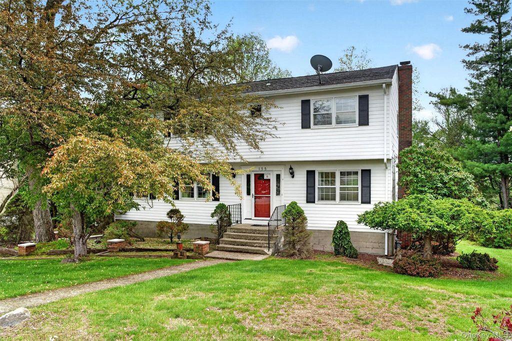 Photo of 155 Pine Tree Road, Monroe, NY 10950 (MLS # 996380)