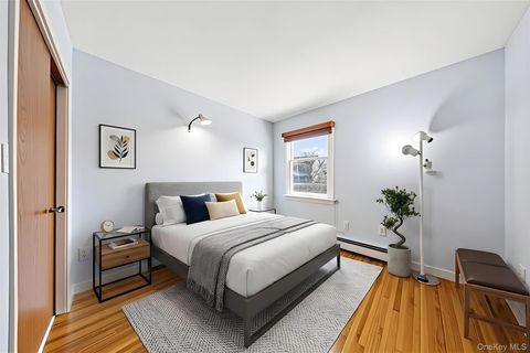 42 Edna Drive Syosset NY 11791