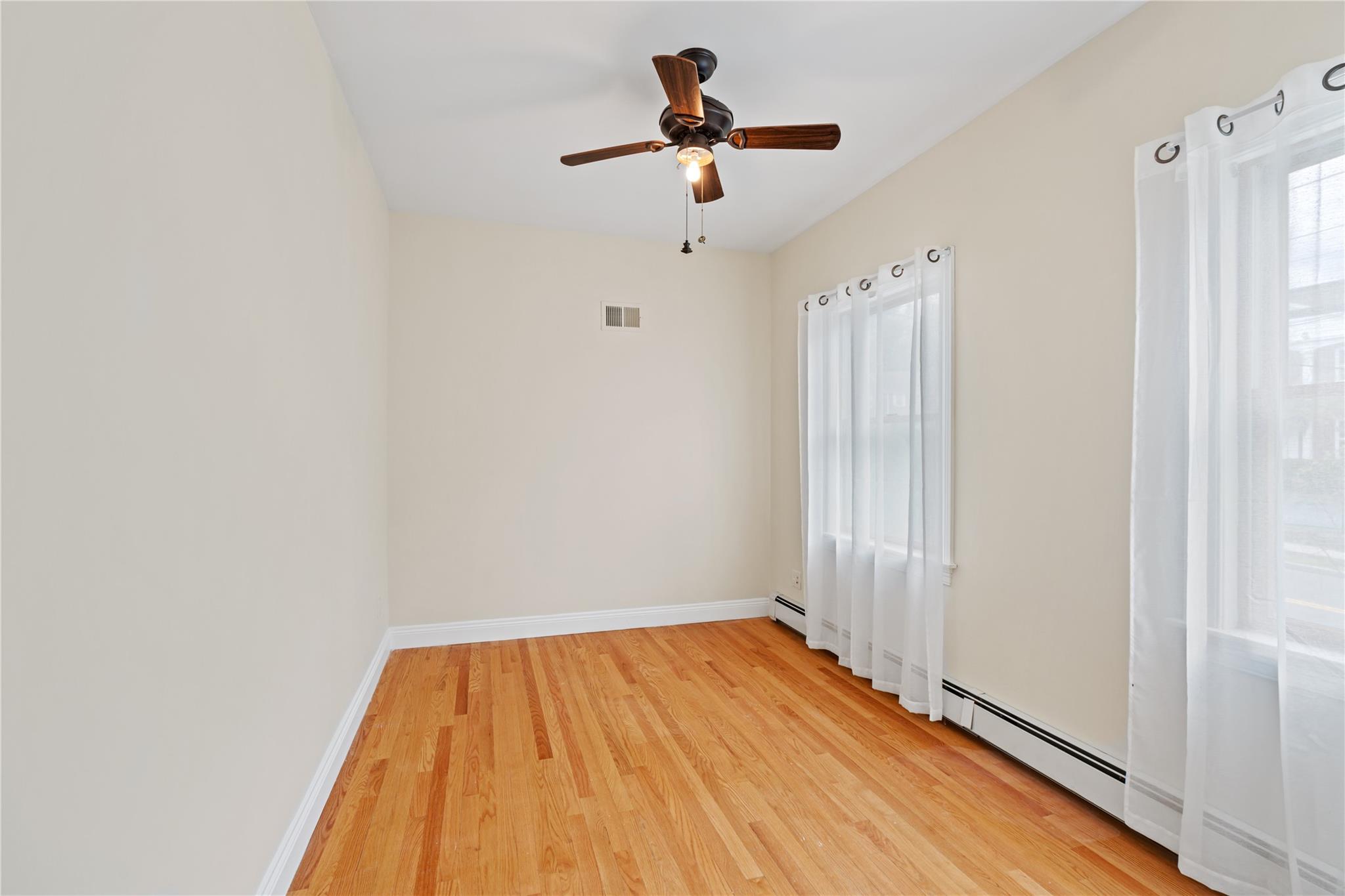 11 Lincoln Avenue 1
